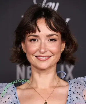 Milana Vayntrub / AT&T Girl / mintmilana nude photo #0112