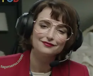 Milana Vayntrub / AT&T Girl / mintmilana nude photo #0126