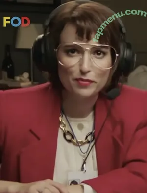 Milana Vayntrub / AT&T Girl / mintmilana nude photo #0127