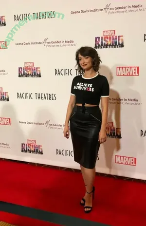 Milana Vayntrub / AT&T Girl / milana_vayntrub / mintmilana nude photo #0140