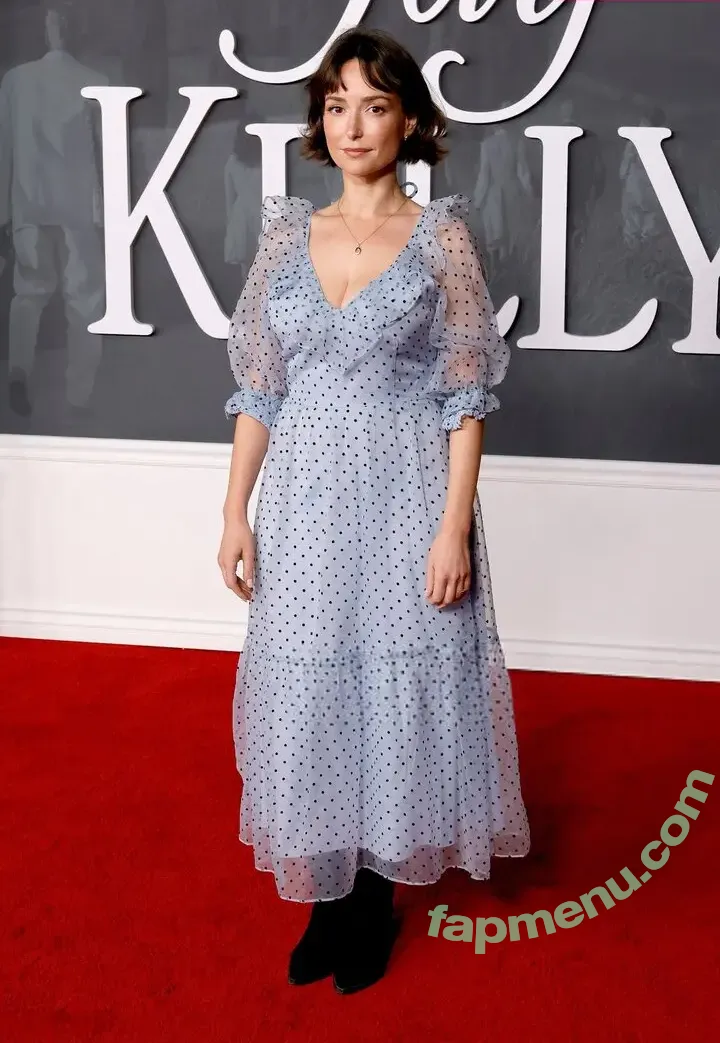 Milana Vayntrub nude photo #0094 (AT&T Girl / mintmilana)