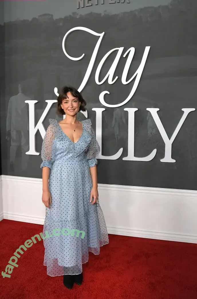 Milana Vayntrub nude photo #0103 (AT&T Girl / mintmilana)