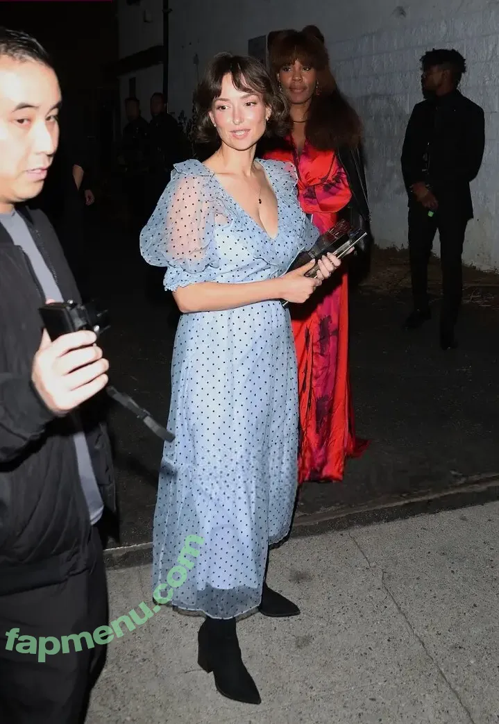 Milana Vayntrub nude photo #0105 (AT&T Girl / mintmilana)