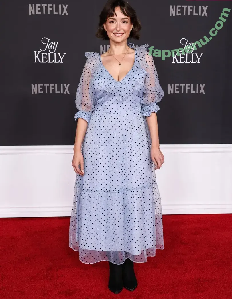 Milana Vayntrub nude photo #0115 (AT&T Girl / mintmilana)