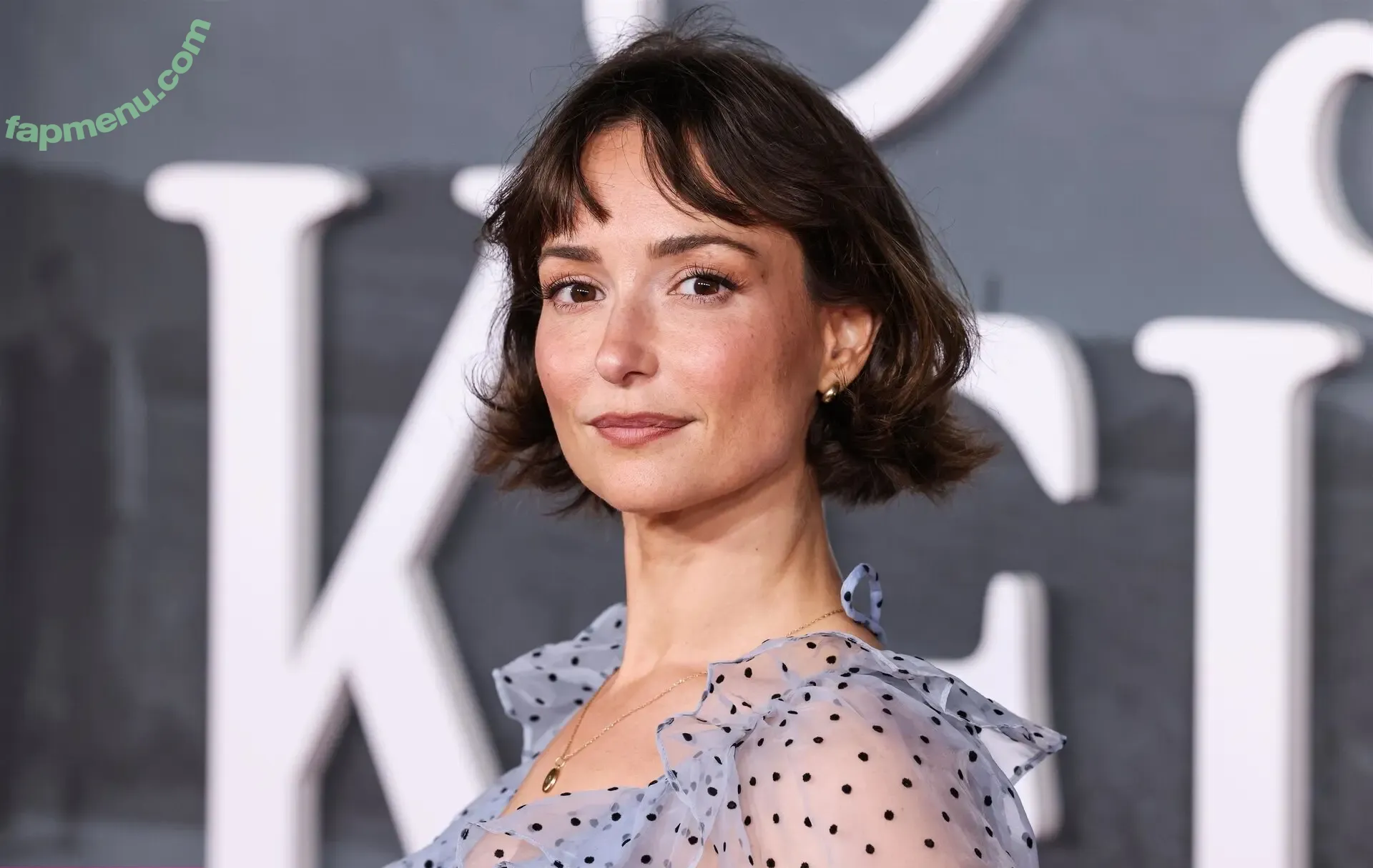 Milana Vayntrub nude photo #0116 (AT&T Girl / mintmilana)