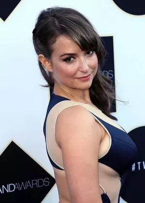 Milana Vayntrub / AT&T Girl / mintmilana nude photo #0368