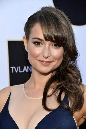 Milana Vayntrub / AT&T Girl / mintmilana nude photo #0599