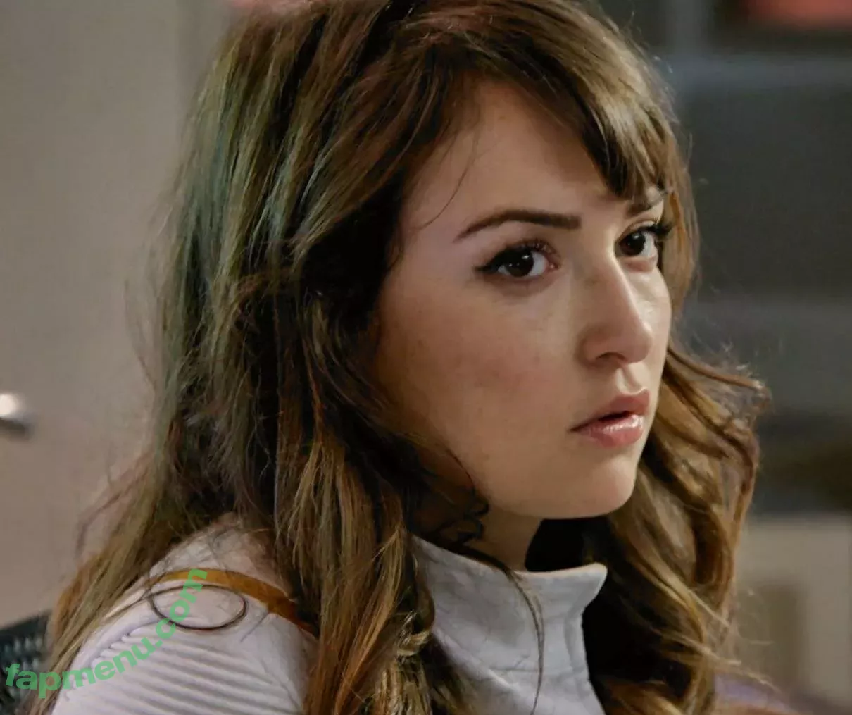 Milana Vayntrub nude photo #0316 (AT&T Girl / mintmilana)