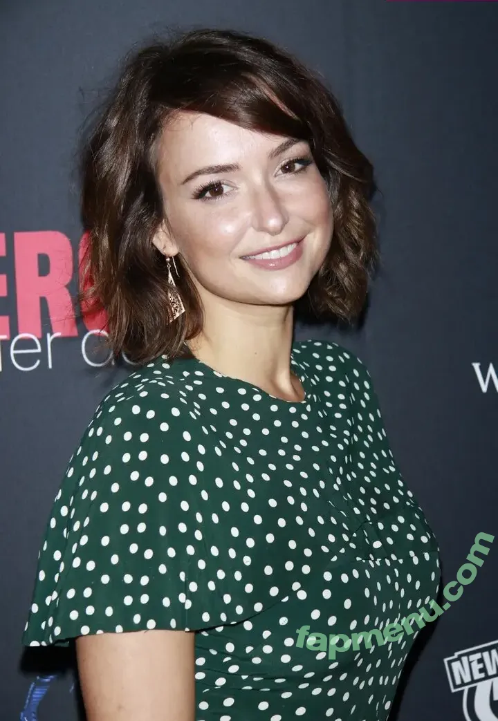 Milana Vayntrub nude photo #0819 (AT&T Girl / mintmilana)