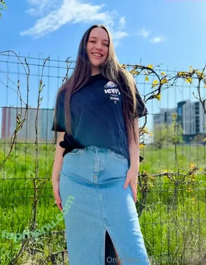 milanahotie / milanahotgirl nude photo #0035