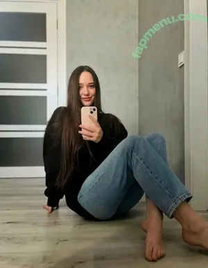 milanahotie / milanahotgirl nude photo #0049