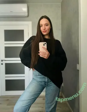 milanahotie / milanahotgirl nude photo #0053