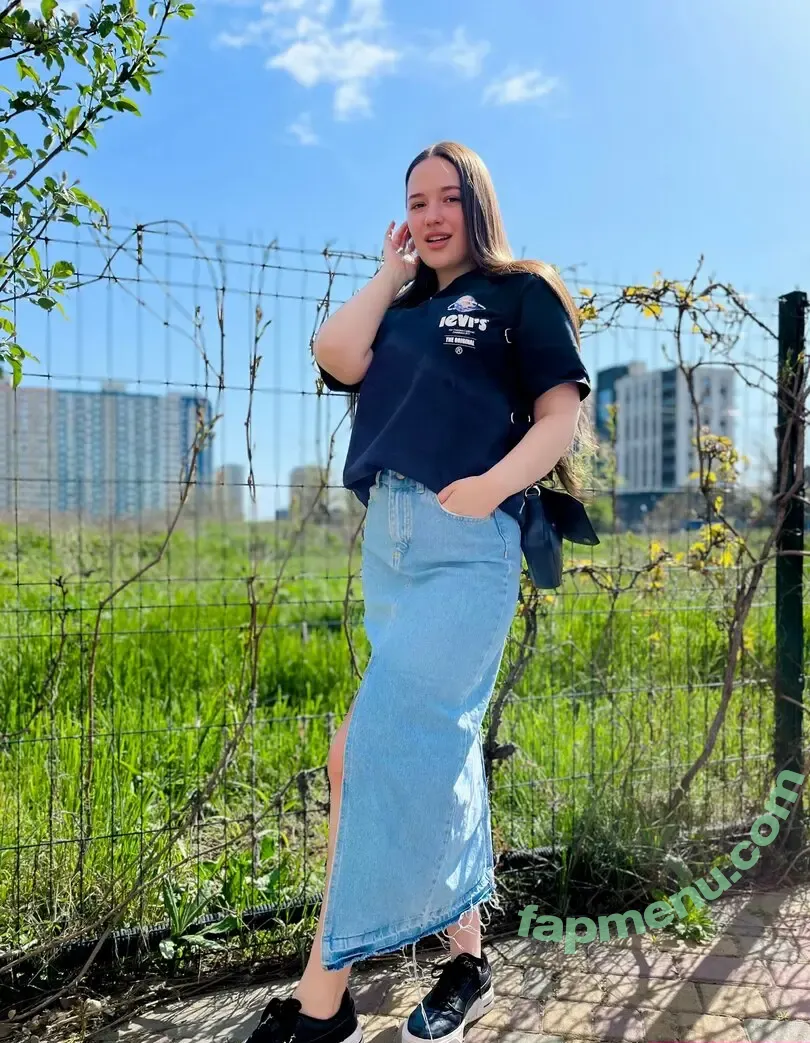 milanahotie nude photo #0036 (milanahotgirl)