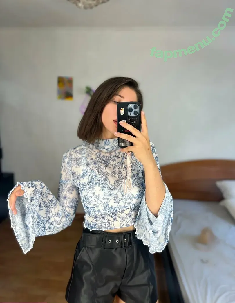 milanaspark nude photo #0007 (milana.spark)