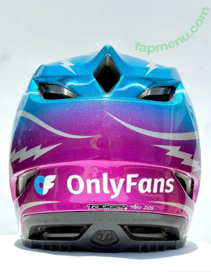 milangeis nude photo #0008 (milangeis)