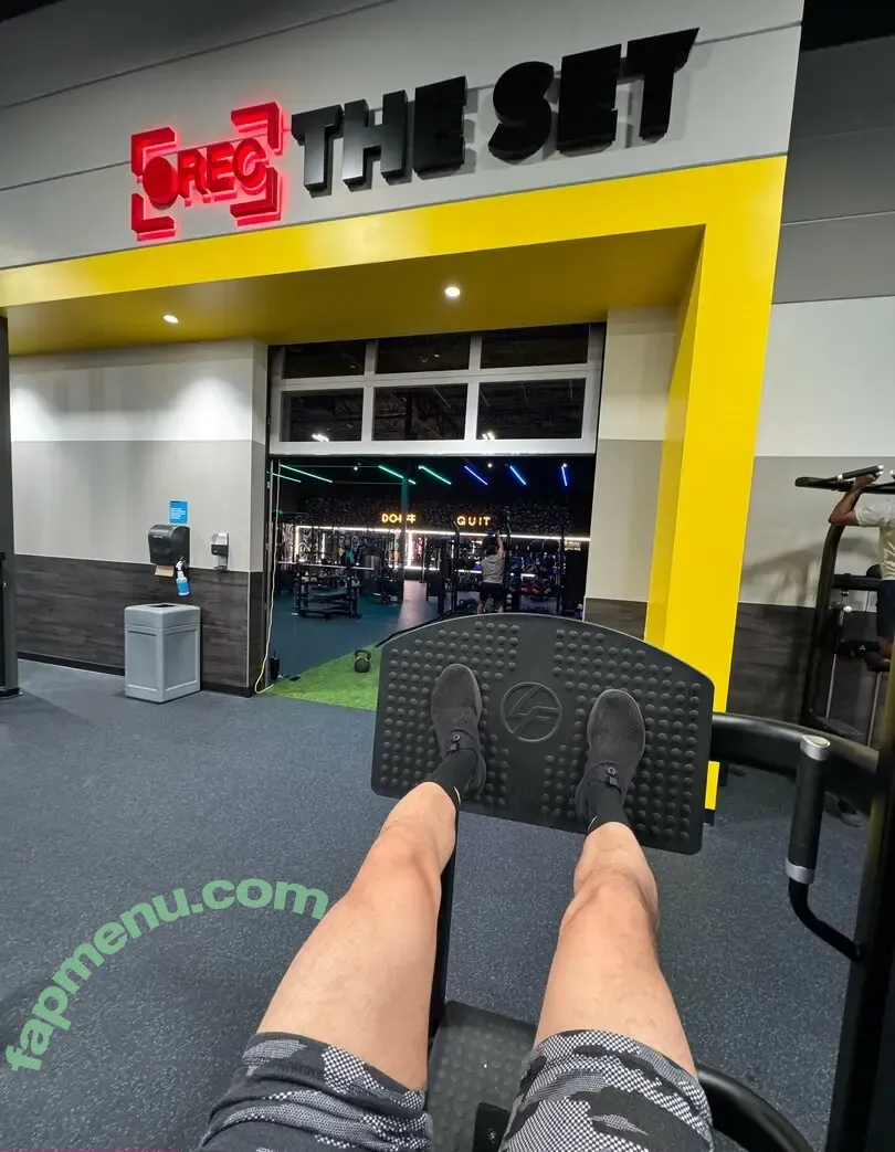 milangeis nude photo #0013 (milangeis)