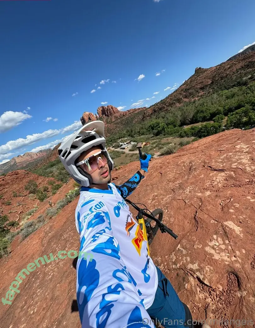 milangeis nude photo #0017 (milangeis)