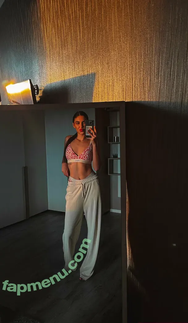milastila nude photo #0007 (milastauffer__)