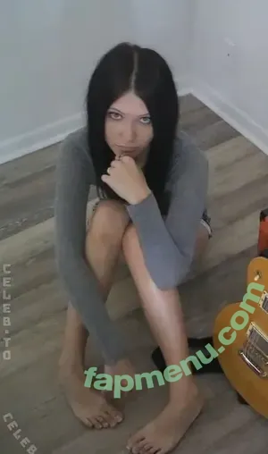 milavanilla / Cigarettekitten / Cigacat / cigarettekitten / milavanilla nude photo #0016