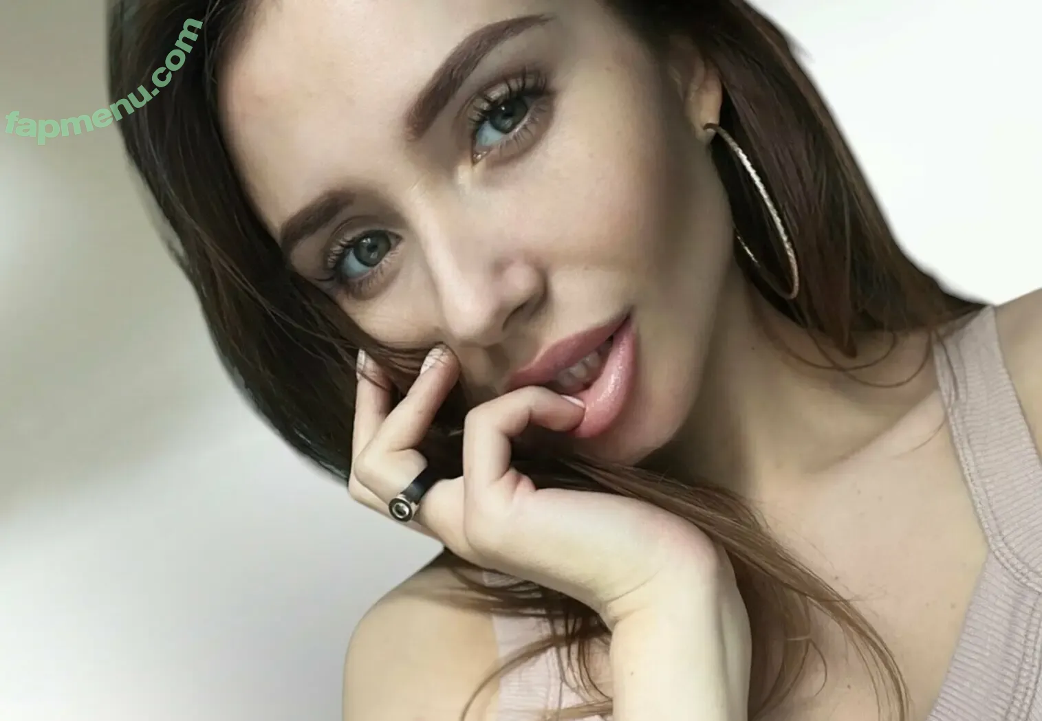 milawonder nude photo #0017 (milawonderhome)