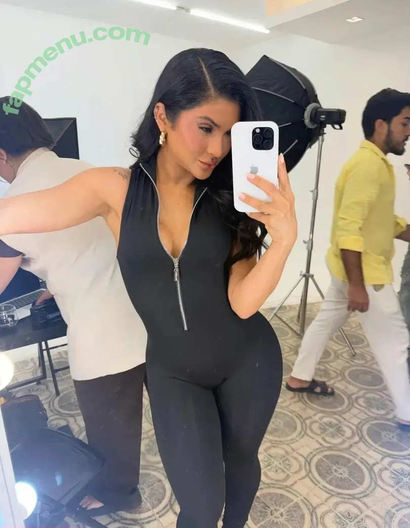 Mileide Mihaile nude photo #0092 (mileidemihaile)