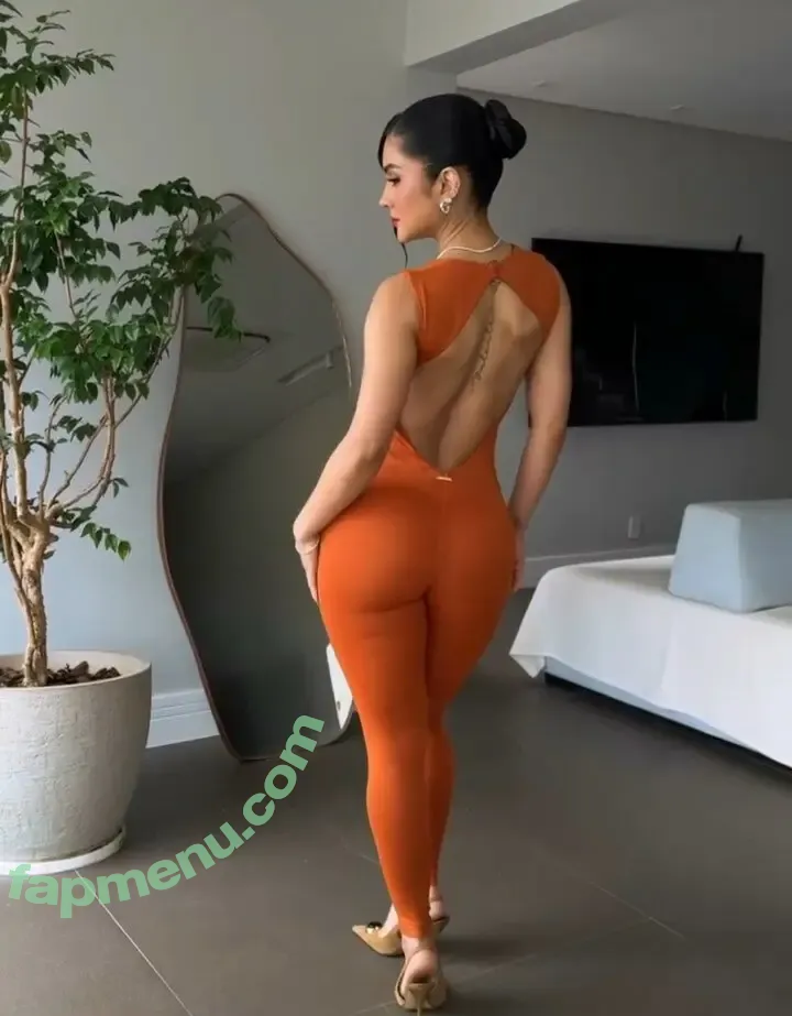 Mileide Mihaile nude photo #0104 (mileidemihaile)