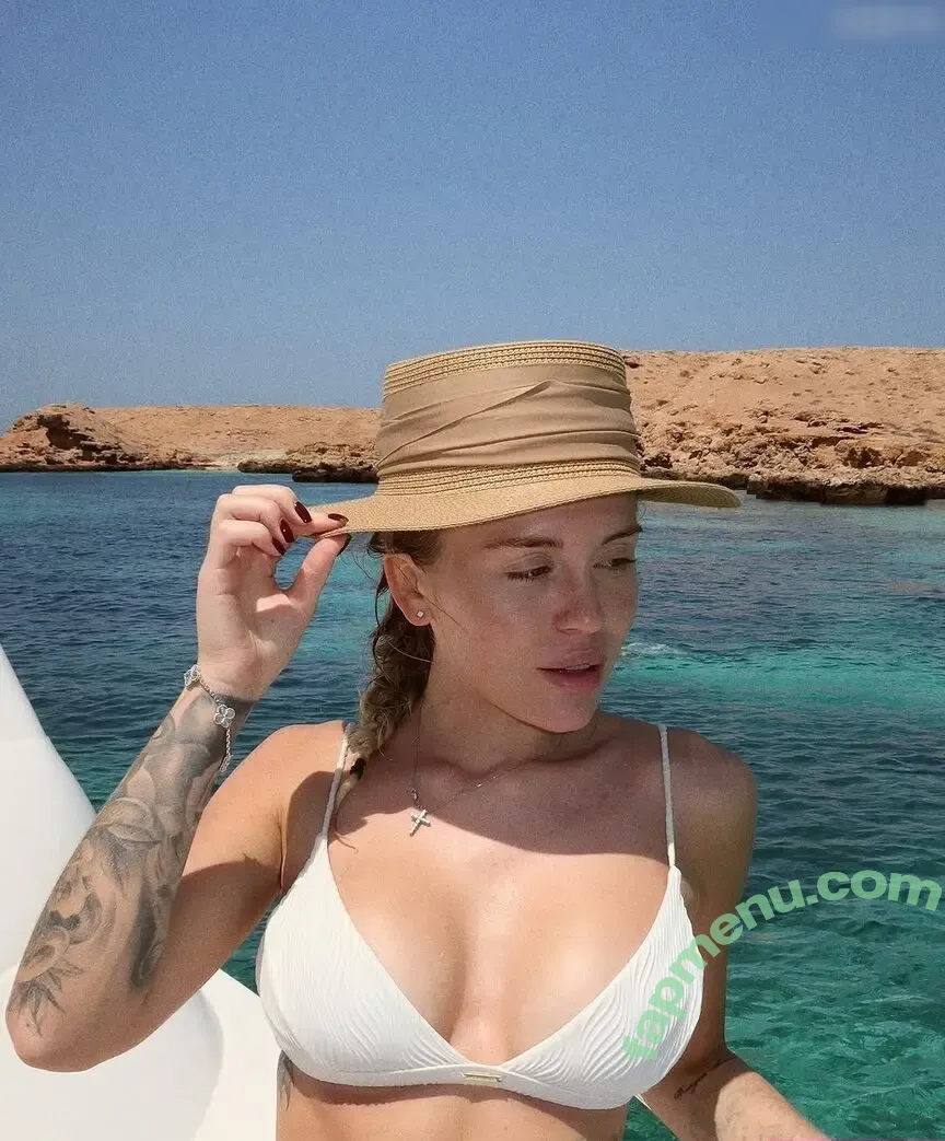 Milena Bezborodova nude photo #0013 (Milena Bezborodova)