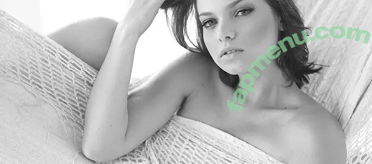 Milena Toscano nude photo #0052 (milenatoscano)