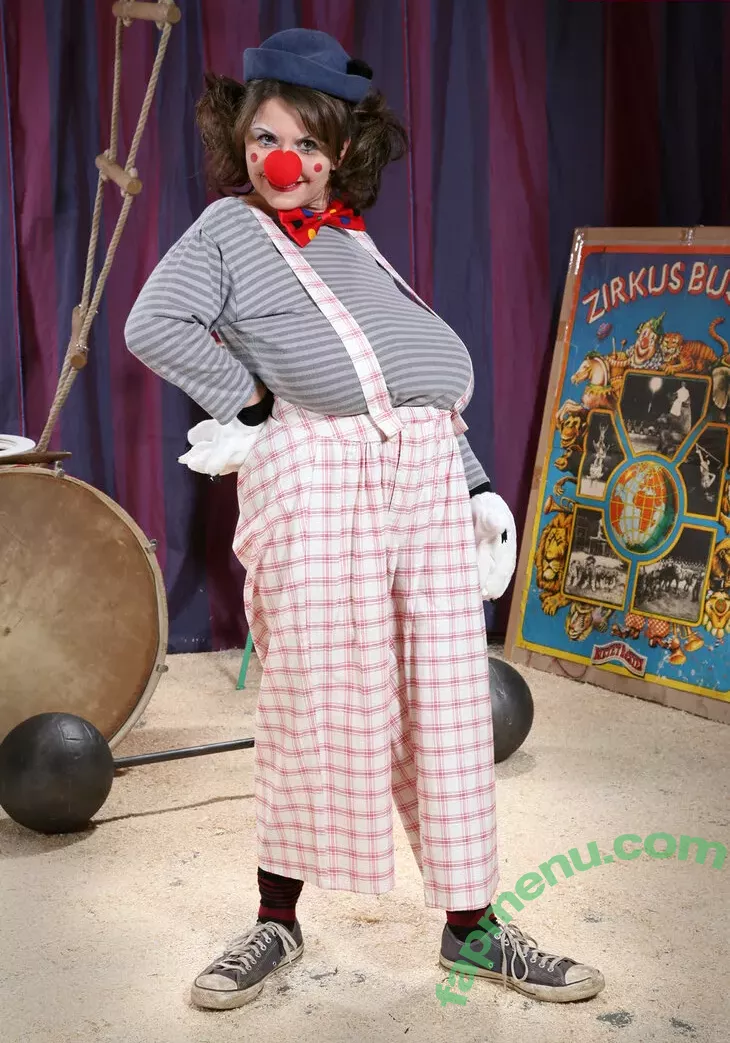 Milena Velba nude photo #9326 (Milena_Offical / ms.milenavelba / velbamilenaveronikalz)