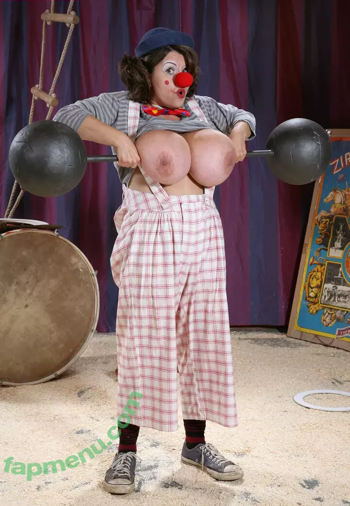 Milena Velba nude photo #9343 (Milena_Offical / ms.milenavelba / velbamilenaveronikalz)