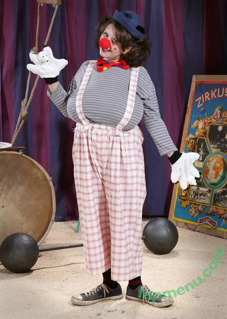 Milena Velba nude photo #9367 (Milena_Offical / ms.milenavelba / velbamilenaveronikalz)