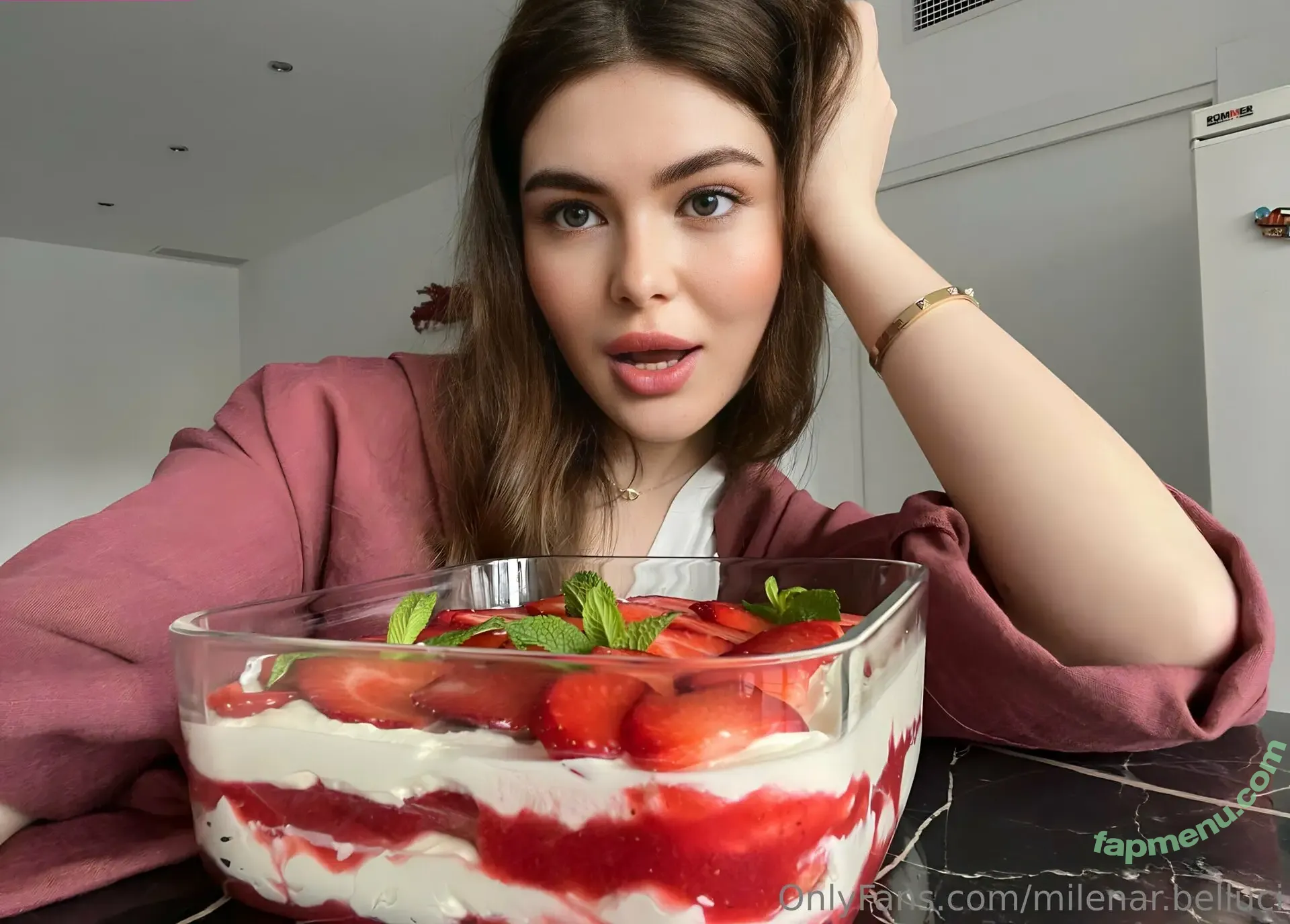 milenar.belluci nude photo #0056 (belluccimilena)