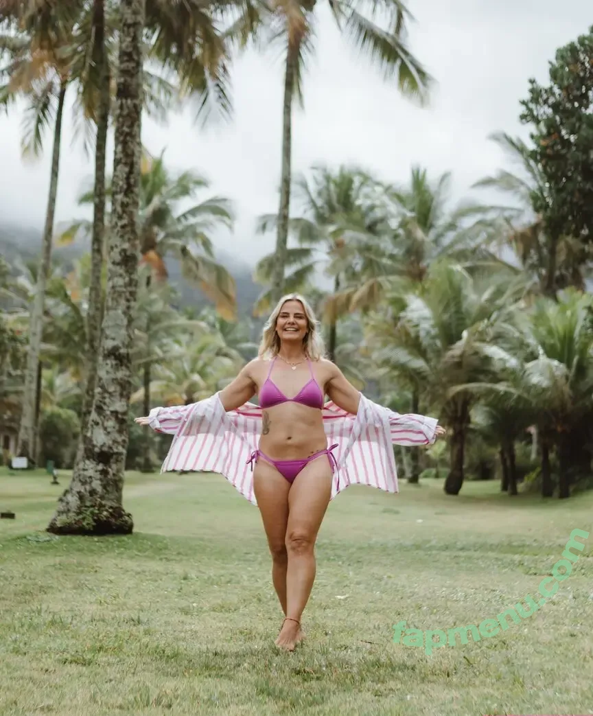 Milene Domingues nude photo #0059 (milenedomingues)