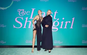 Miley Cyrus / MileyCyrus nude photo #3906