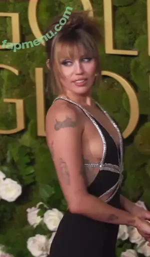 Miley Cyrus / MileyCyrus nude photo #3923