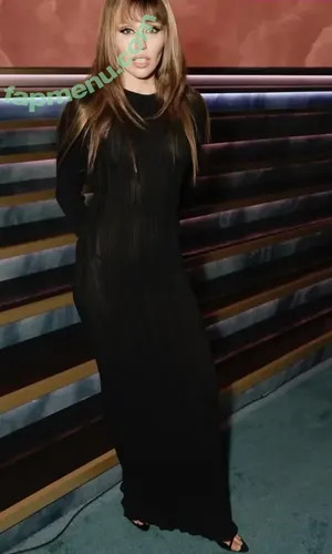 Miley Cyrus / MileyCyrus nude photo #3956