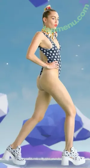 Miley Cyrus / MileyCyrus nude photo #4221