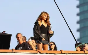 Miley Cyrus / MileyCyrus nude photo #4755