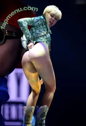 Miley Cyrus / MileyCyrus nude photo #4977