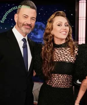 Miley Cyrus / MileyCyrus nude photo #4989