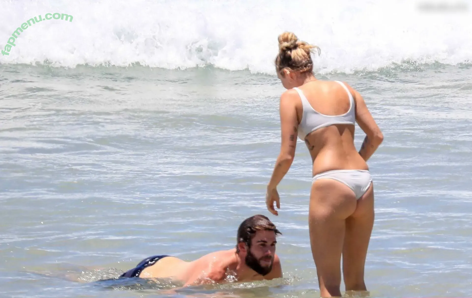 Miley Cyrus nude photo #4228 (MileyCyrus)