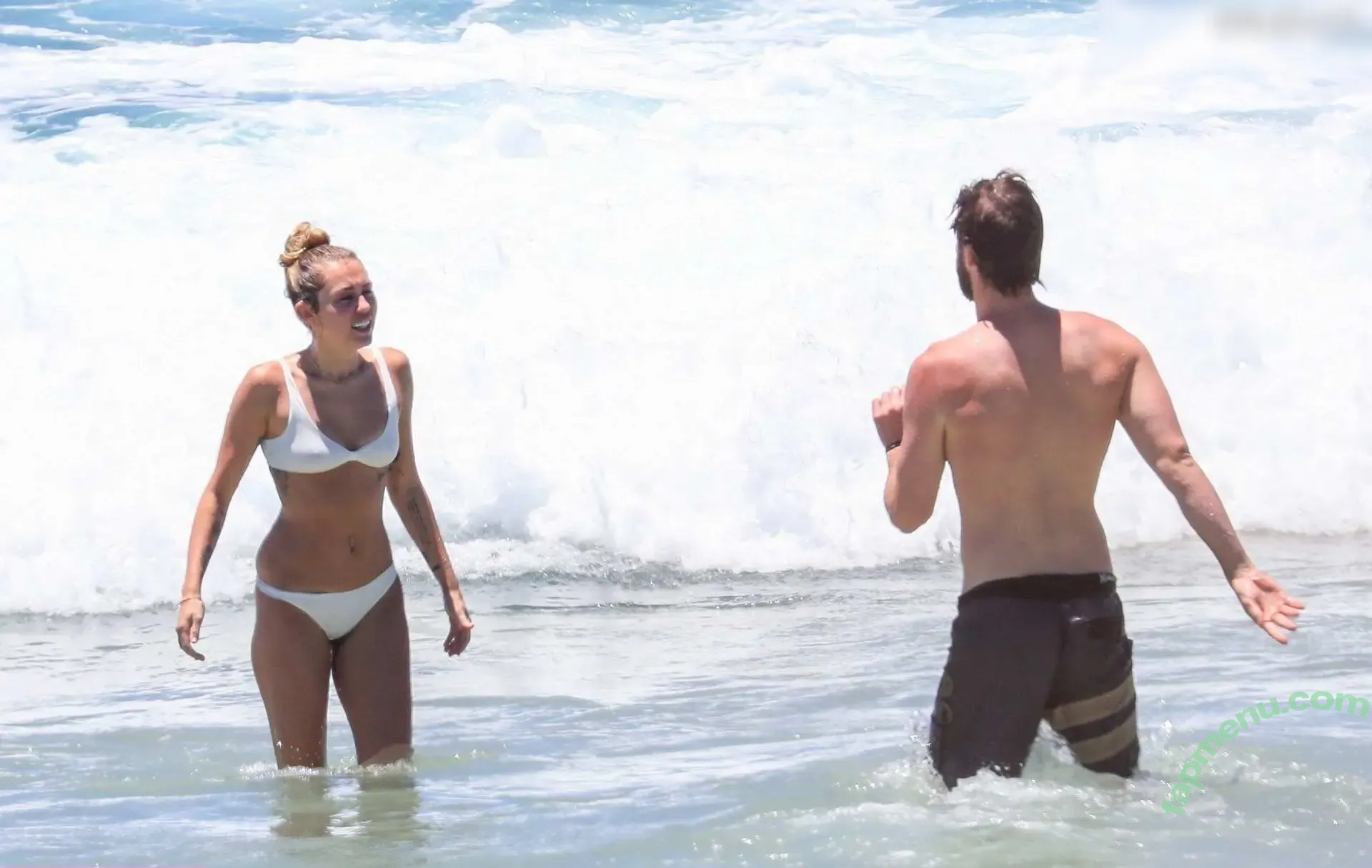 Miley Cyrus nude photo #4229 (MileyCyrus)