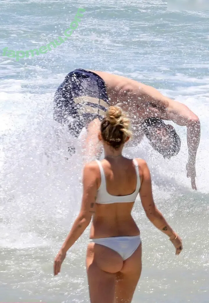 Miley Cyrus nude photo #4233 (MileyCyrus)