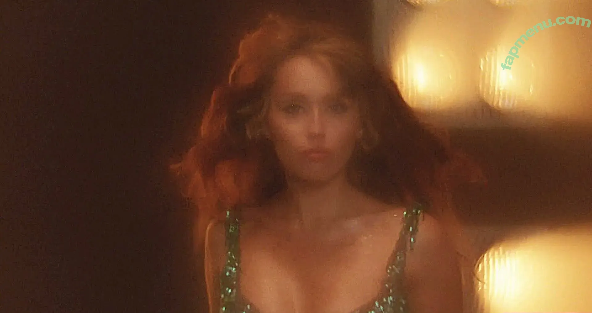 Miley Cyrus nude photo #4391 (MileyCyrus)