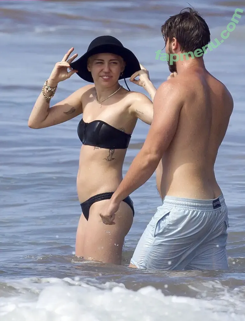 Miley Cyrus nude photo #4518 (MileyCyrus)