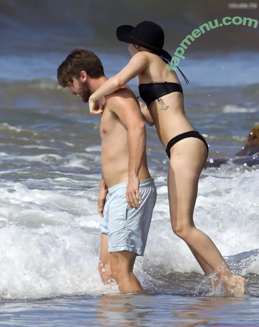 Miley Cyrus nude photo #4523 (MileyCyrus)