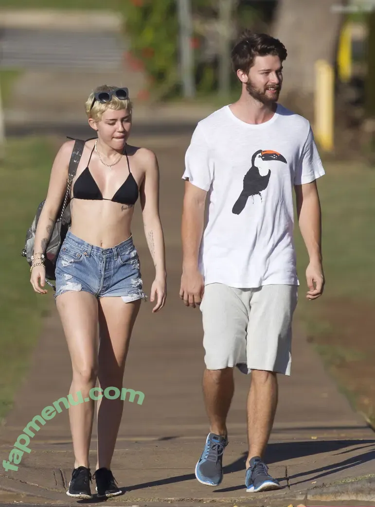 Miley Cyrus nude photo #4536 (MileyCyrus)