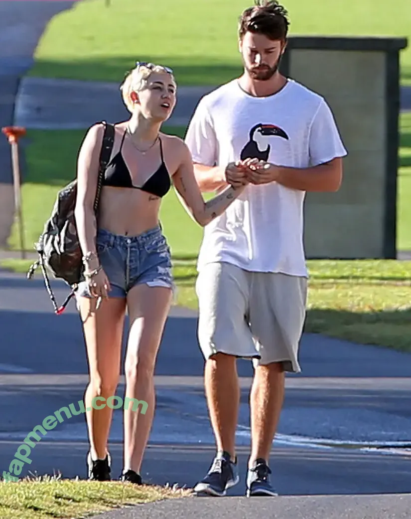 Miley Cyrus nude photo #4537 (MileyCyrus)