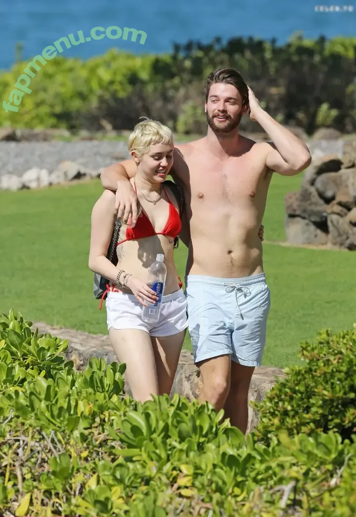 Miley Cyrus nude photo #4628 (MileyCyrus)