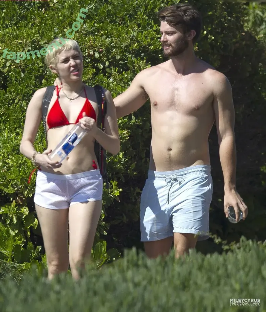 Miley Cyrus nude photo #4648 (MileyCyrus)